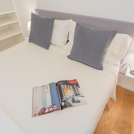 A Step From The Lake Apartment By Rent All Como Exteriör bild