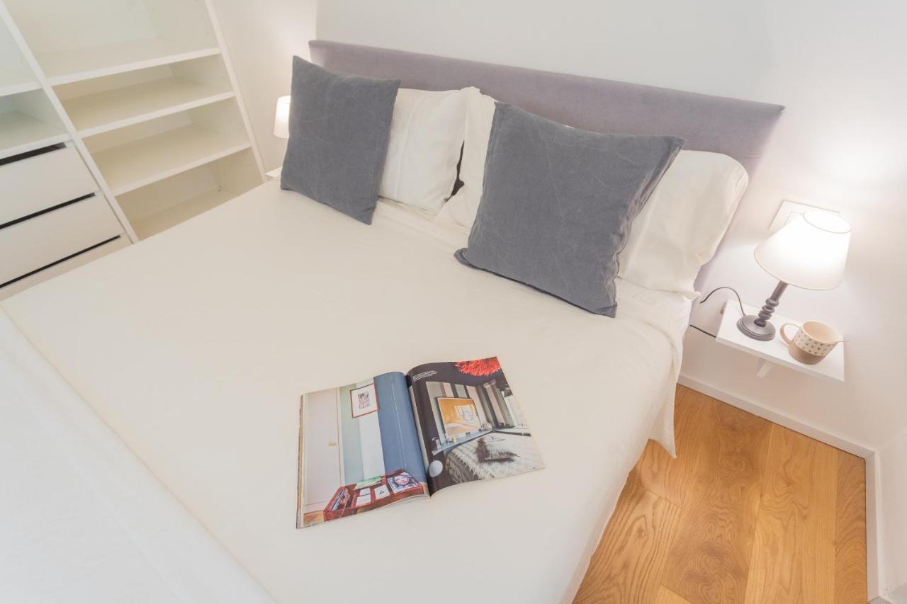 A Step From The Lake Apartment By Rent All Como Exteriör bild