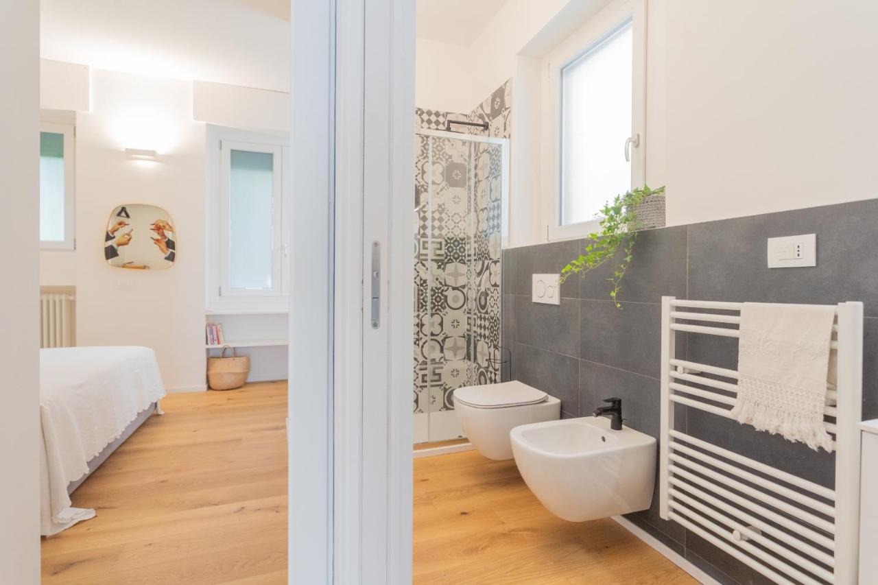 A Step From The Lake Apartment By Rent All Como Exteriör bild